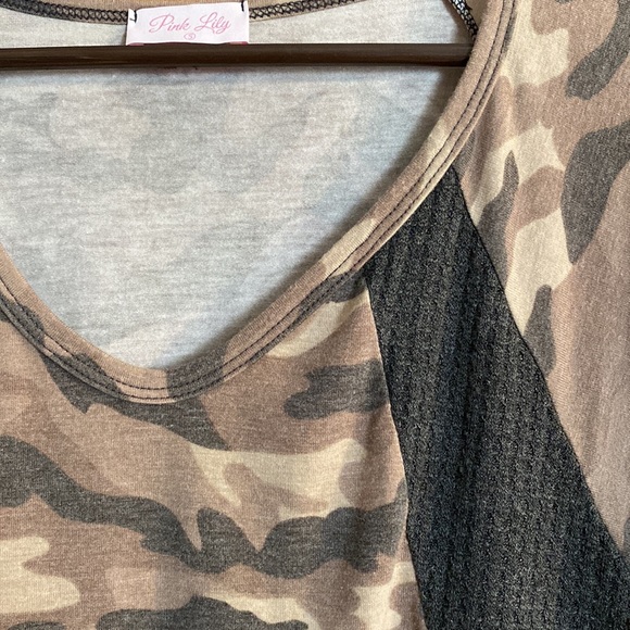 Like new! {Pink Lily} camo blouse - Picture 3 of 6